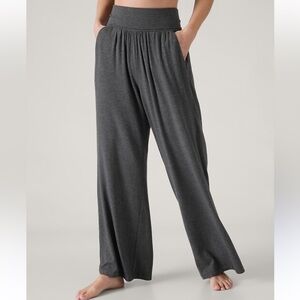ATHLETA Studio Wide Leg Pant Charcoal Heather Grey Yoga Lounge Size XL